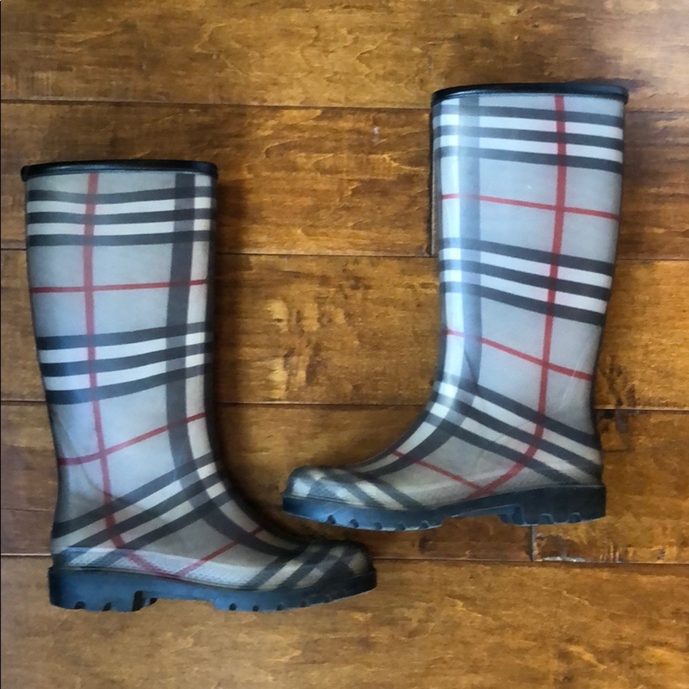 Burberry tall rain boot.